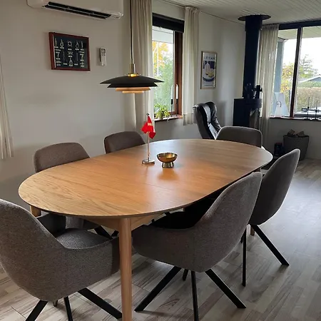 Cosy House Near Child Friendly Hébergement de vacances
